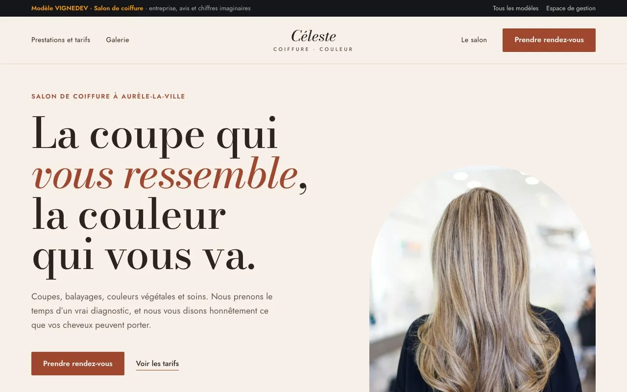 Page d’accueil du modèle Salon de coiffure : Céleste, coiffure et couleur, entreprise imaginaire